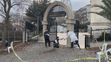 Annesinin cenazesinde kardeşini &ouml;ld&uuml;rd&uuml;!