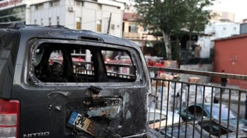 Ataşehir'de yangın! Onlarca otomobil küle döndü