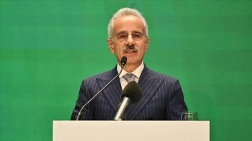 Bakan Uraloğlu'ndan 5G açıklaması! 'Ülkemizin tamamına 5G'yi yaygınlaştırmış oluruz&#