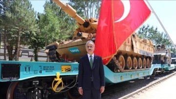 Bakan Uraloğlu: Türkiye savunma sanayisiyle dünya piyasalarına adeta mührünü vurdu