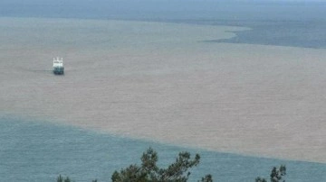 Bartın'da denizin rengi değişti