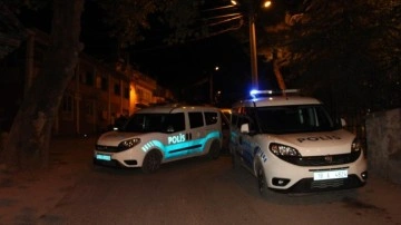 Çankırı'da seyyar satıcılar iki zabıtayı bıçakladı