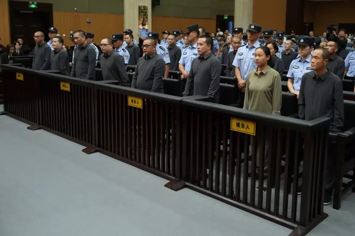 &Ccedil;in, mafya ailesinin 11 &uuml;yesini idam etti