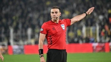 Derbi hakeminden skandal karne! VAR olmadan &ccedil;alamıyor