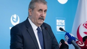 Destici'den Leman'ı savunan Özel'e tepki: Küstah güruhun avukatlığına soyundu!