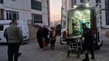 Diyarbakır&rsquo;da kadın, evinde &ccedil;&ouml;p poşeti i&ccedil;inde &ouml;l&uuml; bulundu