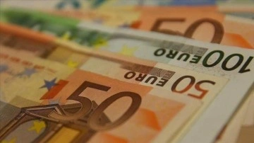 Dolar ve Euro ka&ccedil; TL oldu? İşte g&uuml;n&uuml;n ilk fiyatları...