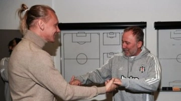 Domagoj Vida'dan Beşiktaş'a ziyaret