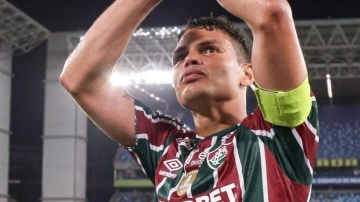 D&uuml;nyaca &uuml;nl&uuml; futbolcu 41 yaşında kul&uuml;ps&uuml;z kaldı