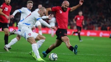 Dünyaca ünlü futbolcu Beşiktaş için İstanbul'a geldi