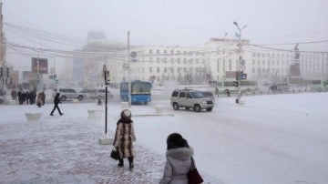 D&uuml;nyanın en soğuk şehri, eksi 45 dereceyi g&ouml;rd&uuml;
