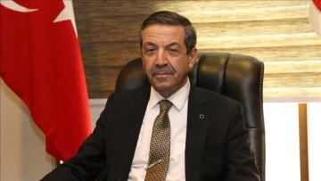  Ertuğruloğlu: &quot;Kıbrıs Türk halkı verdiği mücadelede Atatürk’ün ilke ve devrimlerini özümseyerek bugünlere ulaştı&quot;