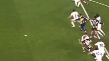 Eski hakemlerden &ccedil;ifte standart iddiası! 'İşte T&uuml;rk hakemliğinin rezilliği...'