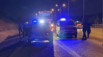 Eyüpsultan'da kaza: 1'i ağır 2 yaralı! Sürücü olay yerinden kaçtı