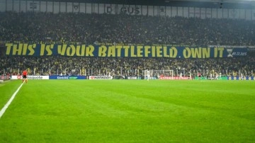 Fenerbahçe'den Galatasaray maçı için pankart