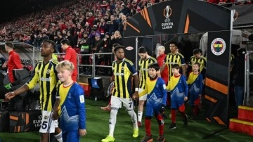 Fenerbahçe maça farklı teknik direktörle çıktı