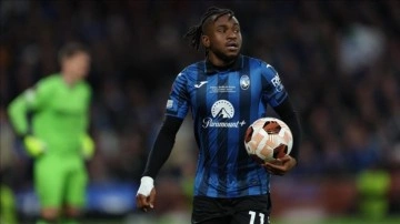 G.Saray ve F.Bah&ccedil;e'nin peşinde olduğu Lookman transferinde sonucu etkileyecek gelişme!