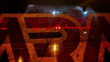 Galatasaray otobüsü saldırıya uğradı!