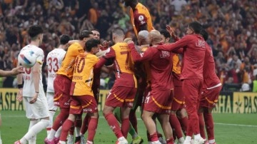 Galatasaray yıldızına veda ediyor: Pazartesi günü imza atacak