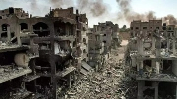Gazze'nin batısındaki kamp İsrail bombasının hedefi oldu!