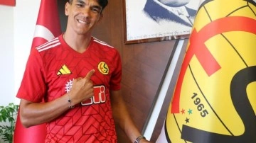 Geçen sezon şampiyonluk yaşamıştı! Süper Lig'in efsanesine imza attı