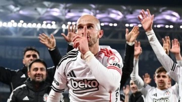 Gecenin kahramanı Cerny konuştu! A&ccedil;ıklamada Rangers detayı