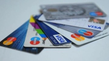 Hangi kredi kartlarının limitleri d&uuml;şecek? BDDK'dan a&ccedil;ıklama!