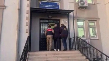 Hırsız, otomobilin camındaki yazı sayesinde yakalandı