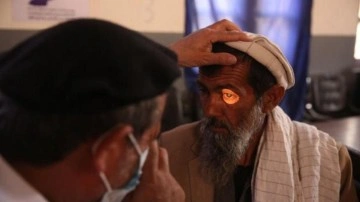 İHH 2025&rsquo;te 16 &uuml;lkede 17 bin 370 katarakt ameliyatı yaptı