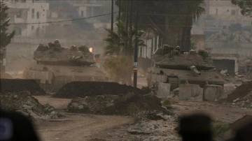 İsrail’den Suriye’ye topçu saldırısı