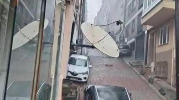 İstanbul'da 4 katlı binada yangın: &Ccedil;ok sayıda ekip b&ouml;lgede!