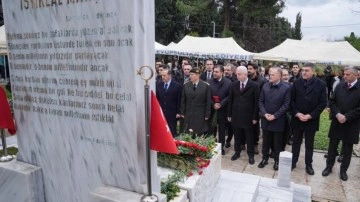İstiklal şairi Mehmet Akif Ersoy vefatının 89. yılında kabri başında dualarla anıldı