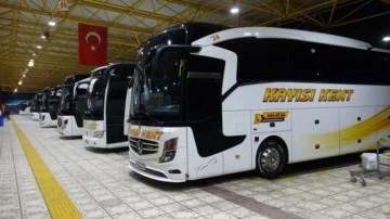 Kar yolları kesti, şehirlerarası otob&uuml;s seferleri durdu