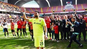 Kayserispor'da 'Bilal' parlıyor: 10 maçta kalesini gole kapadı