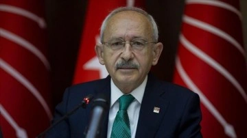 Kılı&ccedil;daroğlu'nun bir &uuml;niversitede gen&ccedil;lere verdiği &ouml;ğ&uuml;tler g&uuml;ndem oldu