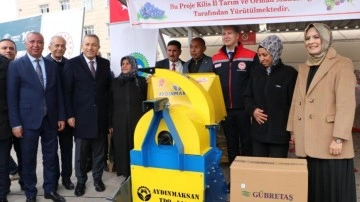 Kilis'te &ccedil;ift&ccedil;ilere makine ve ekipman desteği