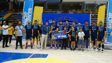 Konya Büyükşehir'in ilçeler arası voleybol turnuvasında şampiyon Hüyük