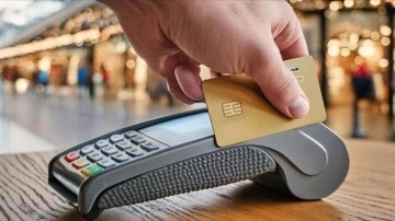 Kredi kartı harcamalarında tarihi rekor: 2.5 trilyon lirayı aştı!