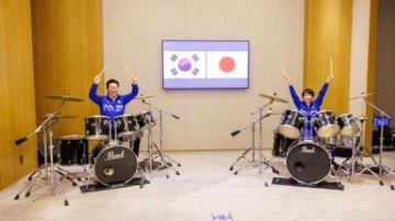 Liderlerden bateri şov! Zirve sonrası renkli g&ouml;r&uuml;nt&uuml;ler