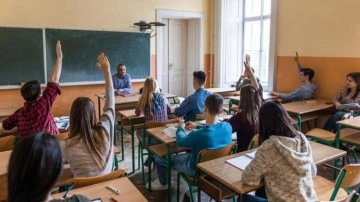 Liselere yeni ders geliyor! MEB müfredata ekledi