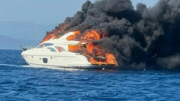 Lüks tekne alev alev yanmıştı: Sahibi ünlü iş insanı çıktı!