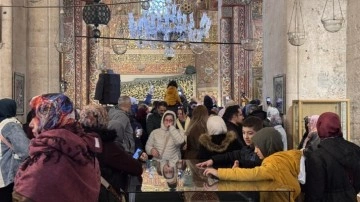 Mevlana Müzesi'nde 'Şebiarus' yoğunluğu: Vatandaş akın etti