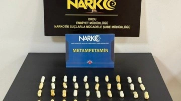 Midesinden 40 kapsül halinde 407 gram uyuşturucu çıktı