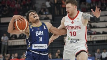 Milli Takım'da yıldız oyuncu kadrodan çıkarıldı