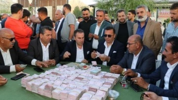 Milyonluk düğün! Beş bin kişi katıldı, paraları 14 kişi saydı!