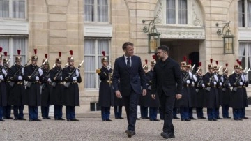 Paris'te kritik zirve! Macron ve Zelenskiy bir arada!