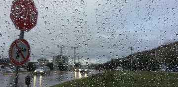  Perşembe ve cuma günleri yer yer yağmur bekleniyor