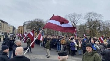 Rus&ccedil;a konuşmak yasaklandı! Yeni yılla birlikte y&uuml;r&uuml;rl&uuml;ğe girdi!