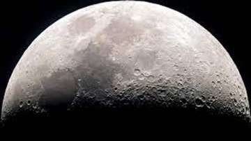  Rusya 2036'ya kadar Ay'da enerji santrali kurmayı hedefliyor