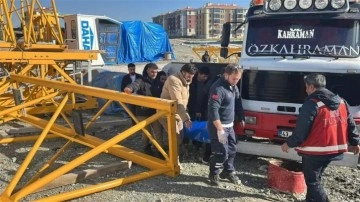 Şantiyede kule vin&ccedil; kazası; 1 iş&ccedil;i yaralandı